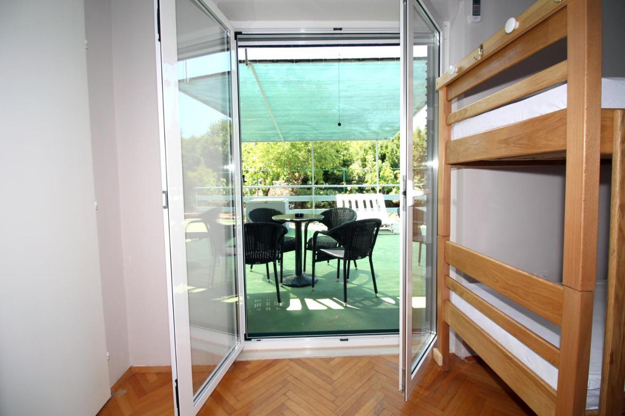 Hostel Marko Tisno Εξωτερικό φωτογραφία